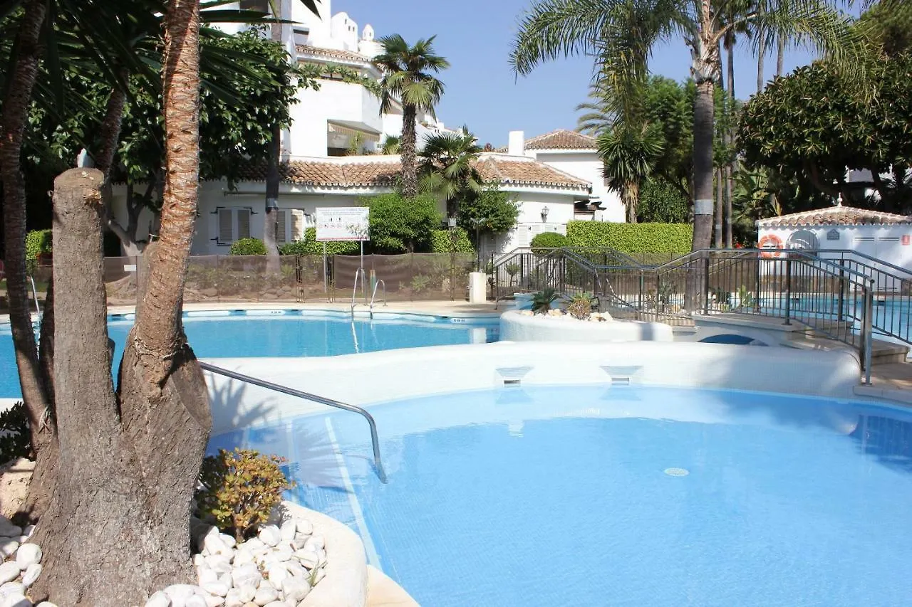Golden Beach Μαρμπέλλα